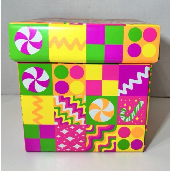 LUSH Cosmetics Christmas Bathtime Favorites - Candy Bath Bombs NEW - Picture 2 of 5